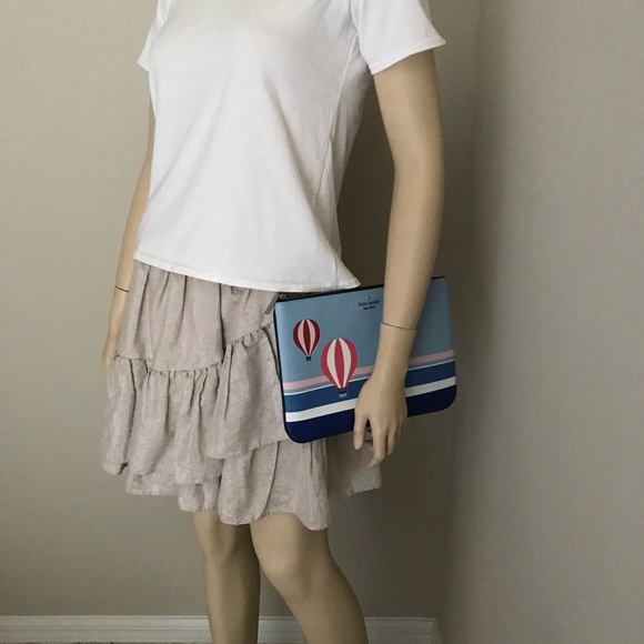 Kate Spade large zip pouch 🎈🎈 - Picture 6 of 6